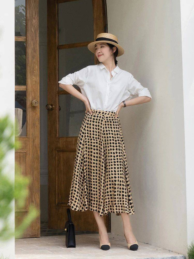Sơ mi trắng: Chiếc áo vi diệu nhất tủ đồ Hè, cứ diện lên là thon thả, cứ mix đồ là đẹp mê ly - Ảnh 11. Sơ mi trắng: Chiếc áo vi diệu nhất tủ đồ Hè, cứ diện lên là thon thả, cứ mix đồ là đẹp mê ly - Ảnh 11.