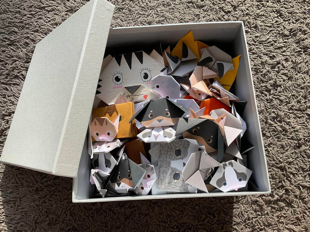 Lisa bị tố tham lam, bòn tiền và quà hàng hiệu từ fan không biết ngượng - Ảnh 5. Lisa bị tố tham lam, bòn tiền và quà hàng hiệu từ fan không biết ngượng - Ảnh 5.