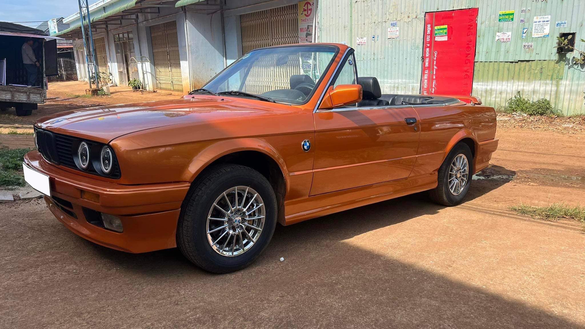 Bán BMW E30 30 năm tuổi đắt ngang Mazda6 ‘đập hộp’, người bán chia sẻ: Là hàng độc nhất trên thị trường, nguyên bản đến 98% - Ảnh 6.