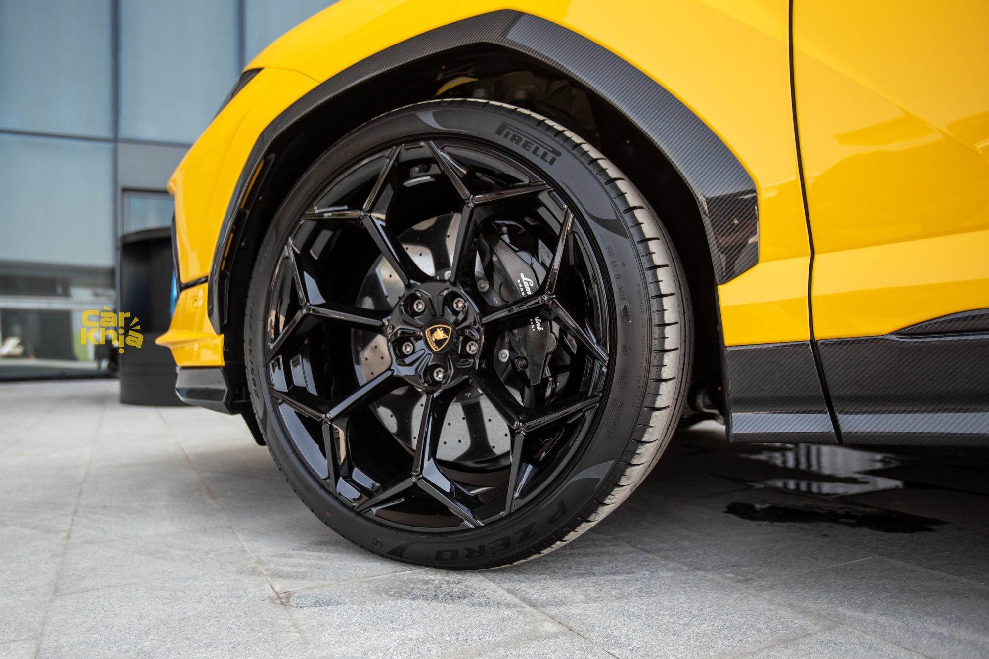 Lamborghini Urus Performante ra mắt: Siêu SUV mới cho đại gia Việt - Ảnh 6.