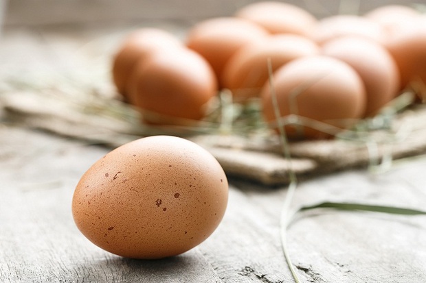 Chuyên gia Mỹ khuyên khi thấy trứng có dấu hiệu này thì không nên mua - Ảnh 3.