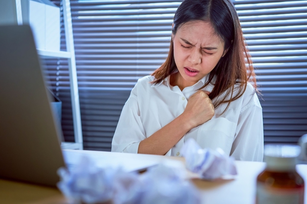 6 dấu hiệu nhận biết cơ thể đang thừa muối và tác hại khủng khiếp từ thói quen ăn uống xấu này - Ảnh 2. 6 dấu hiệu nhận biết cơ thể đang thừa muối và tác hại khủng khiếp từ thói quen ăn uống xấu này - Ảnh 2.