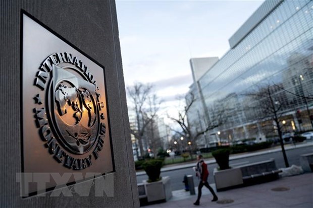 IMF, Ukraine dat thoa thuan so bo ve khoan vay 15,6 ty USD hinh anh 1