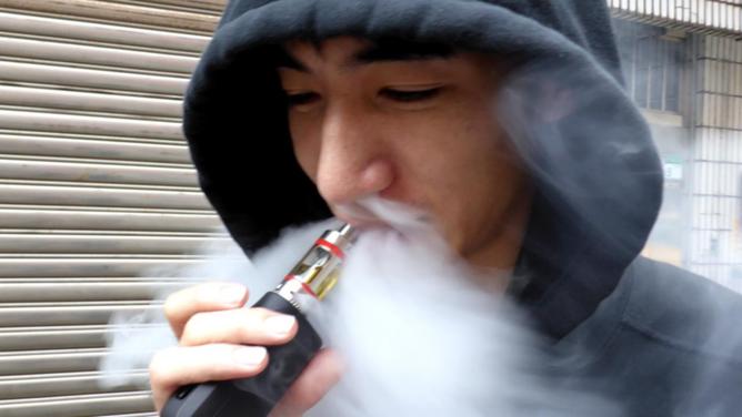 More than a third of e-cigarette smokers in Australia are under 25, according to research. (EPA PHOTO)