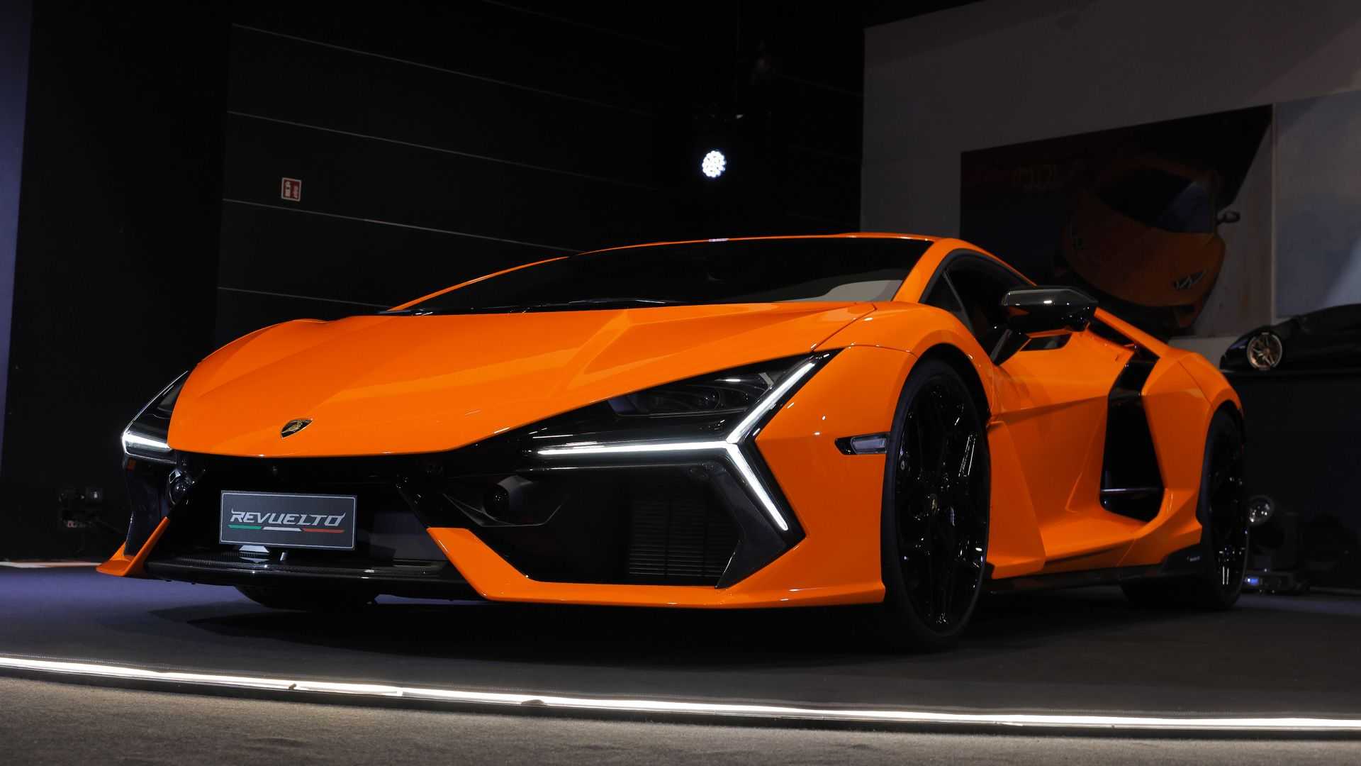 Lamborghini Revuelto chính thức chào sân: Hậu duệ Aventador, công suất trên 1.000 mã lực - Ảnh 12.