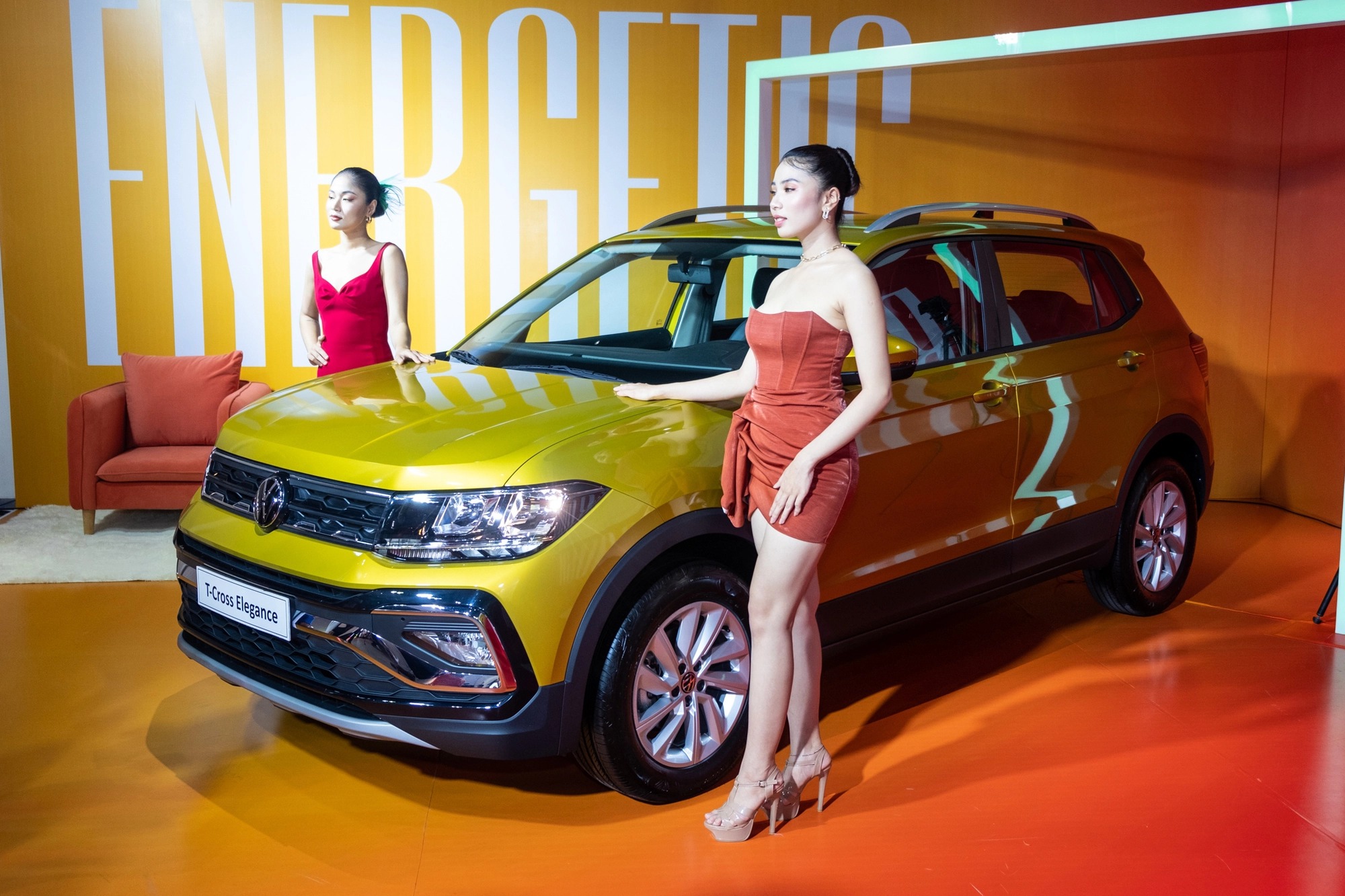 Loạt xe Volkswagen giảm giá mạnh tại đại lý: Teramont rẻ hơn tới 200 triệu, Virtus mới ra mắt cũng có mặt trong danh sách - Ảnh 5.