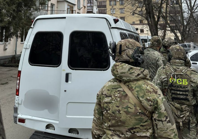 Đặc nhiệm Nga tại hiện trường vụ đấu súng với khủng bố vào sáng 3/3, ở thị trấn Karabulak, thuộc Cộng hòa Ingushetia. Ảnh: Baza