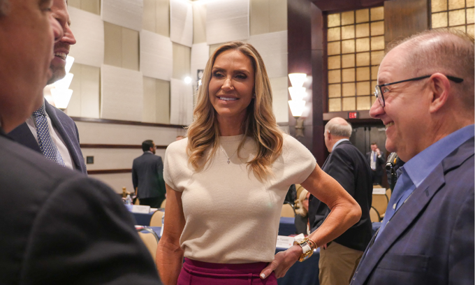 Lara Trump (giữa) tại hội nghị RNC ở Houston, Texas hôm 8/3. Ảnh: AFP