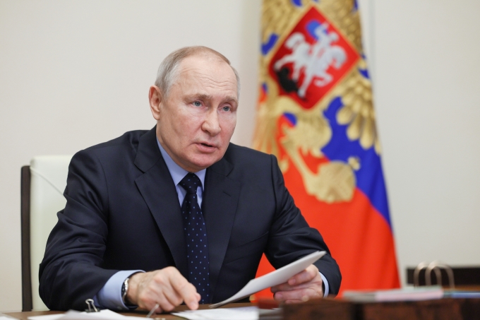 Tổng thống Nga Vladimir Putin chủ trì một cuộc họp trực tuyến tháng 3/2023. Ảnh: AFP