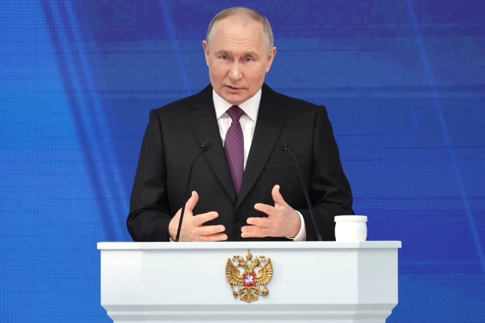 Tổng thống Vladimir Putin đọc Thông điệp Liên bang tại trung tâm hội nghị Gostiny Dvor, Moskva ngày 29/2. Ảnh: AFP