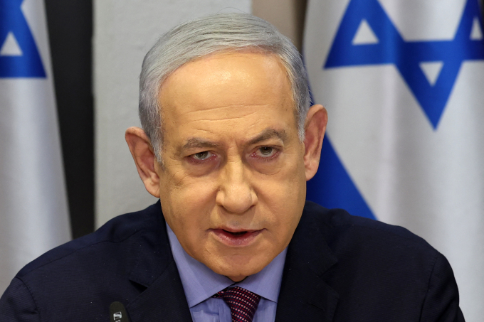 Thủ tướng Israel Benjamin Netanyahu tại cuộc họp nội các ở Tel Aviv ngày 31/12/2023. Ảnh: AFP