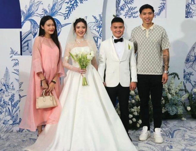 Hải My cùng Văn Hậu xuất hiện năng động và thời thượng trong đám cưới của Quang Hải.