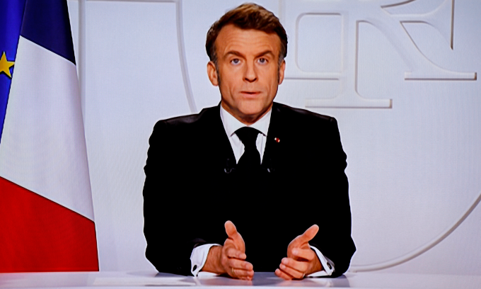 Tổng thống Pháp Emmanuel Macron phát biểu trên truyền hình hôm 5/3. Ảnh: AFP
