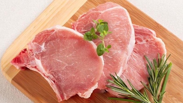 Người có acid uric cao vẫn có thể ăn thịt.