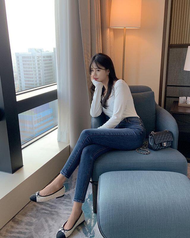 4 kiểu giày lý tưởng cho mùa xuân nơi công sở, chị em diện vào amp;#34;ăn gianamp;#34; chiều cao lại thanh lịch mỗi ngày - 2