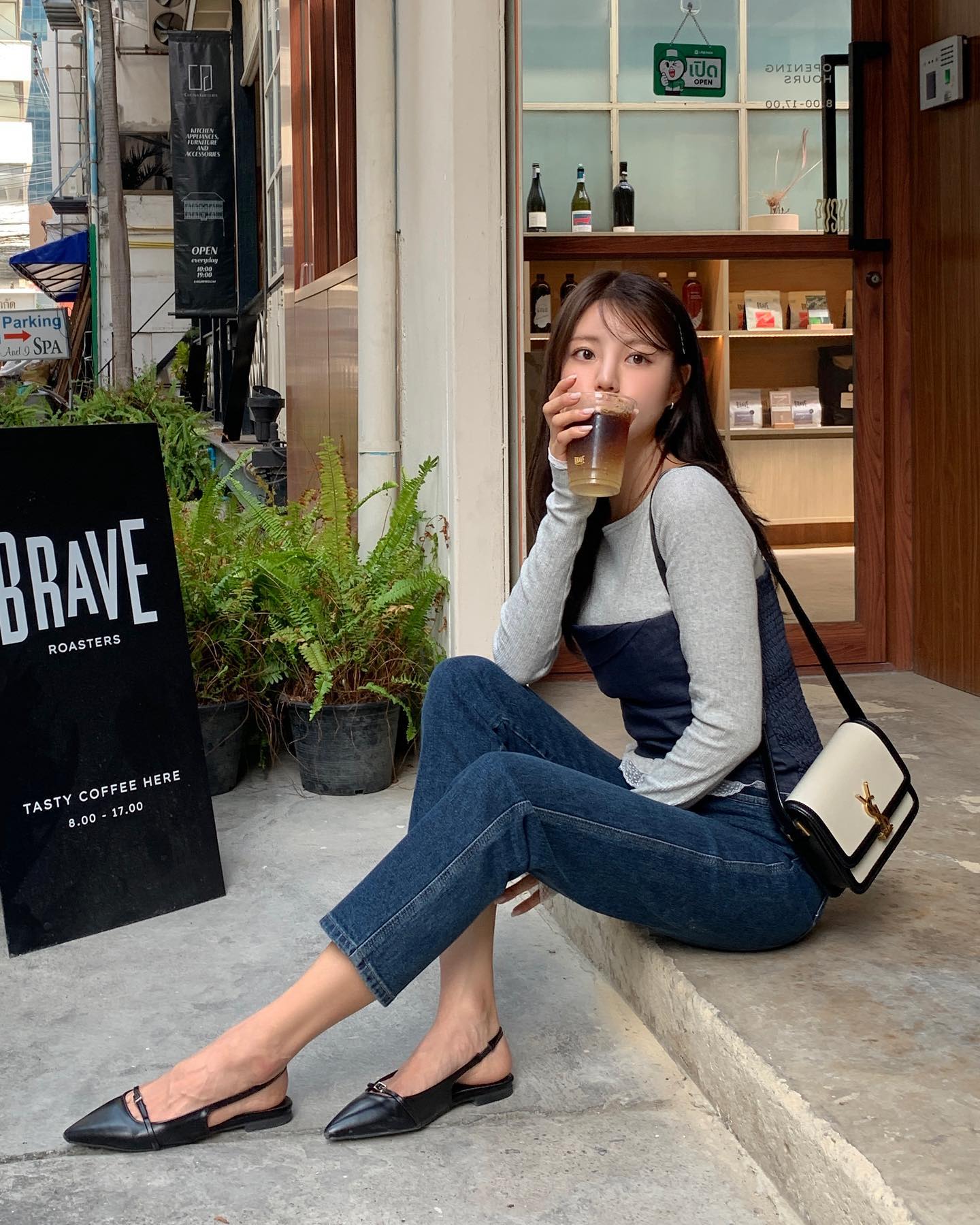 4 kiểu giày lý tưởng cho mùa xuân nơi công sở, chị em diện vào amp;#34;ăn gianamp;#34; chiều cao lại thanh lịch mỗi ngày - 8