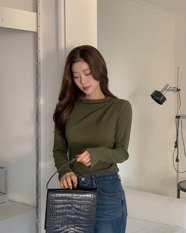 Sáng suốt nhất chính là sở hữu 4 kiểu áo này, sắm về yên tâm mặc đẹp suốt từ giờ đến hết năm - 6