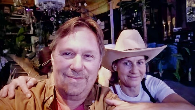 Vợ chồng Samantha. Ảnh: Dailymail