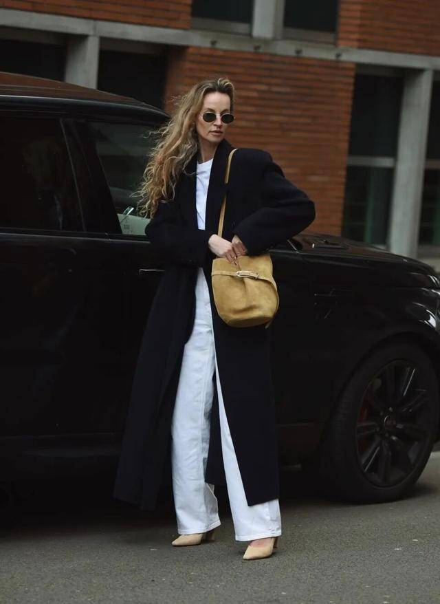 Đừng chỉ mặc đồ đen với trắng, sang xuân diện ngay 5 màu này để da sáng bật tông tức thì không cần tắm trắng - 3