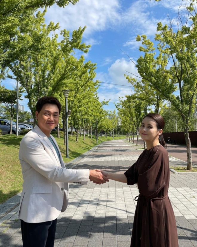 Bức ảnh và lời nhắn nhủ của nữ diễn viên báo hiệu chuyện cô ly hôn.