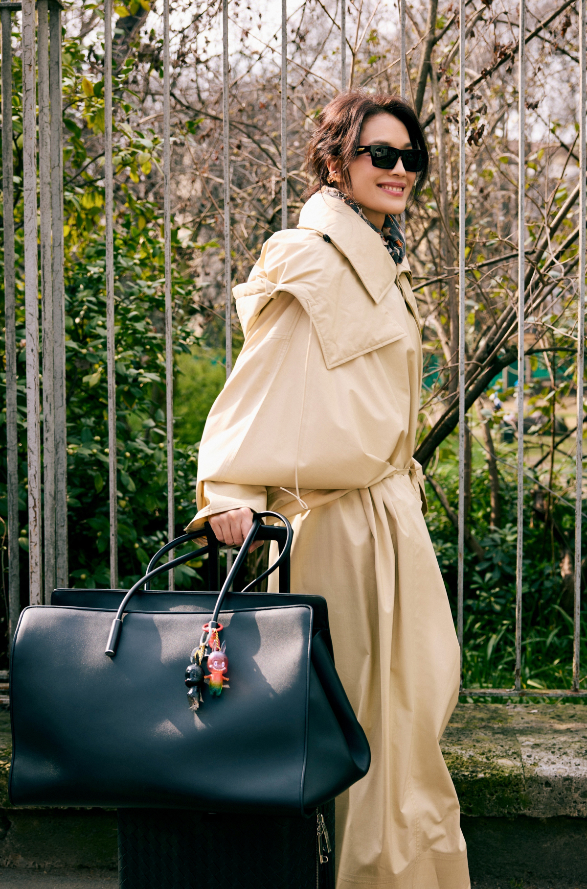 Street style của Thư Kỳ tại Italy.