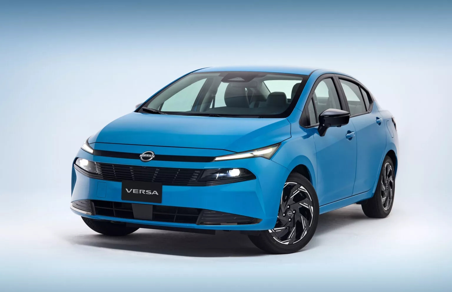 Nissan Almera 2026 ra mắt: Màn hình 12,3inch, loa tích hợp tựa đầu, 12 tính năng ADAS- Ảnh 1.