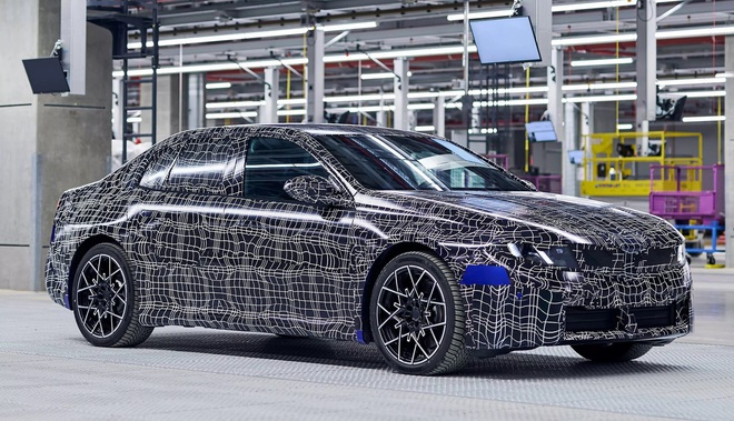 BMW 3 Series 2026 chốt ra mắt ngay tháng này: Thiết kế mới hoàn toàn, bản điện có thể chạy hơn 800km/sạc, thách thức C-Class- Ảnh 3.