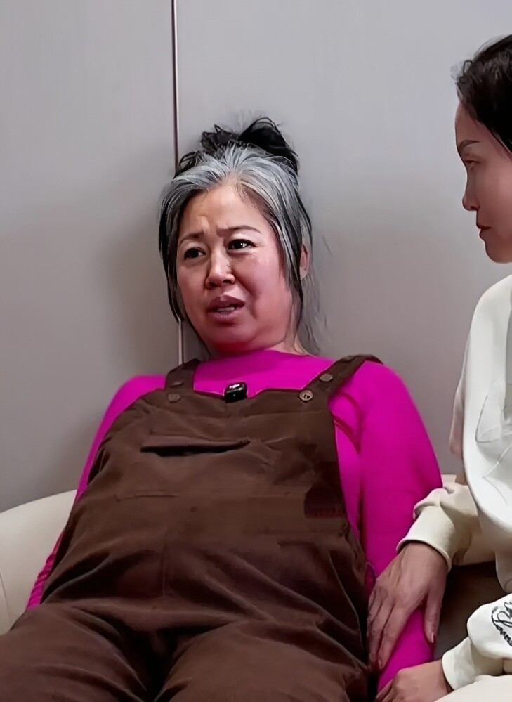 Cụ bà Trung Quốc U70 sinh con, tình huống khiến bà mang bầu mới amp;#34;gây sốcamp;#34; MXH - 6
