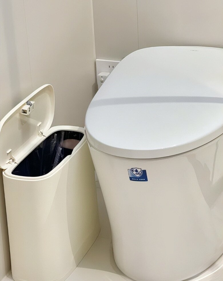 Vị trí “cấm kỵ” không nên đặt thùng rác, nếu không sức khỏe xuống dốc, gia đình bất hòa, đây không phải mê tín - 4