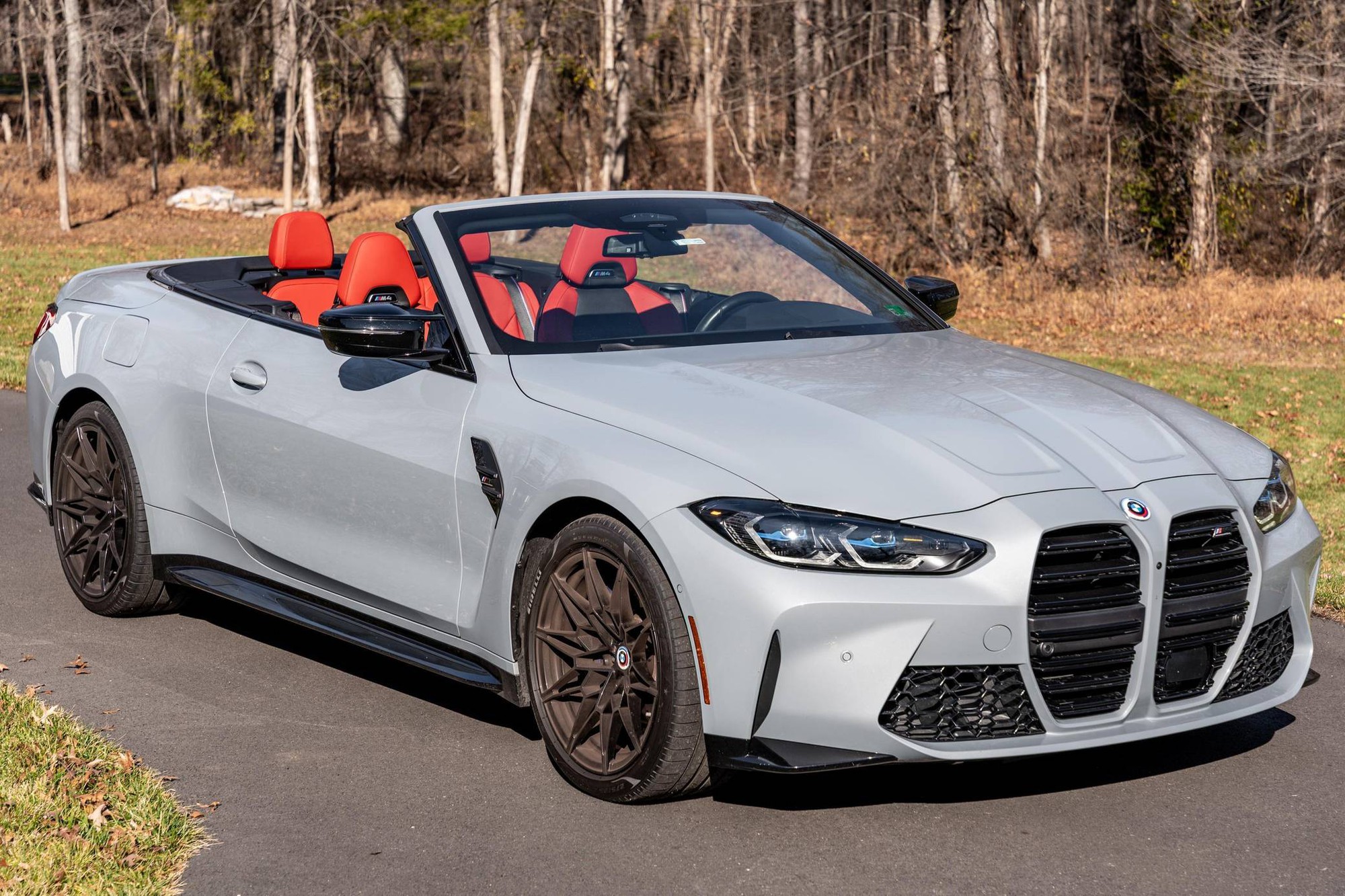 Chủ xe BMW nhận báo giá hơn 230 triệu đồng chỉ vì một bên đèn bị hỏng gioăng cao su- Ảnh 1.