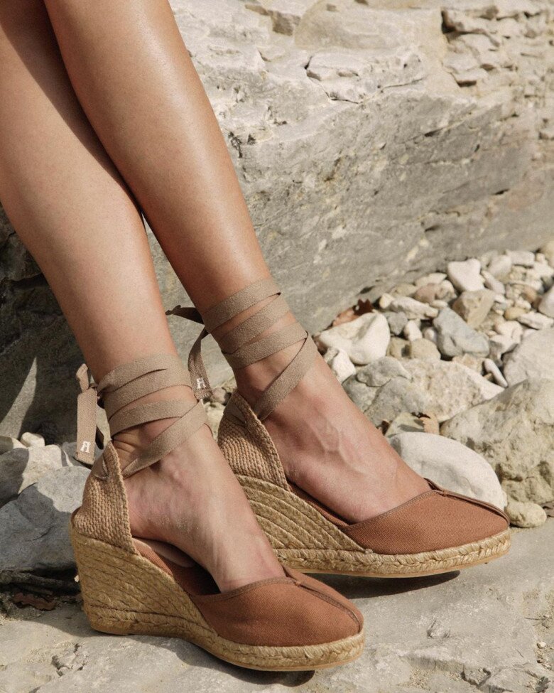 5 mẫu giày chị em nên sắm mùa xuân 2026: Diện với jeans, chân váy hay quần tây đều chuẩn thanh lịch - 9