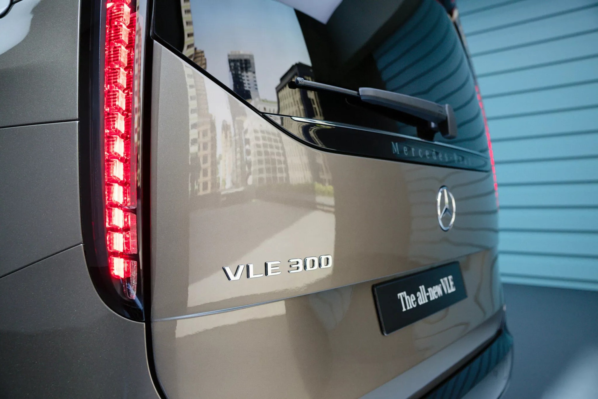 Mercedes-Benz VLE trình làng: Minivan điện đi hơn 700 km, nội thất màn hình 8K như máy bay riêng- Ảnh 10.