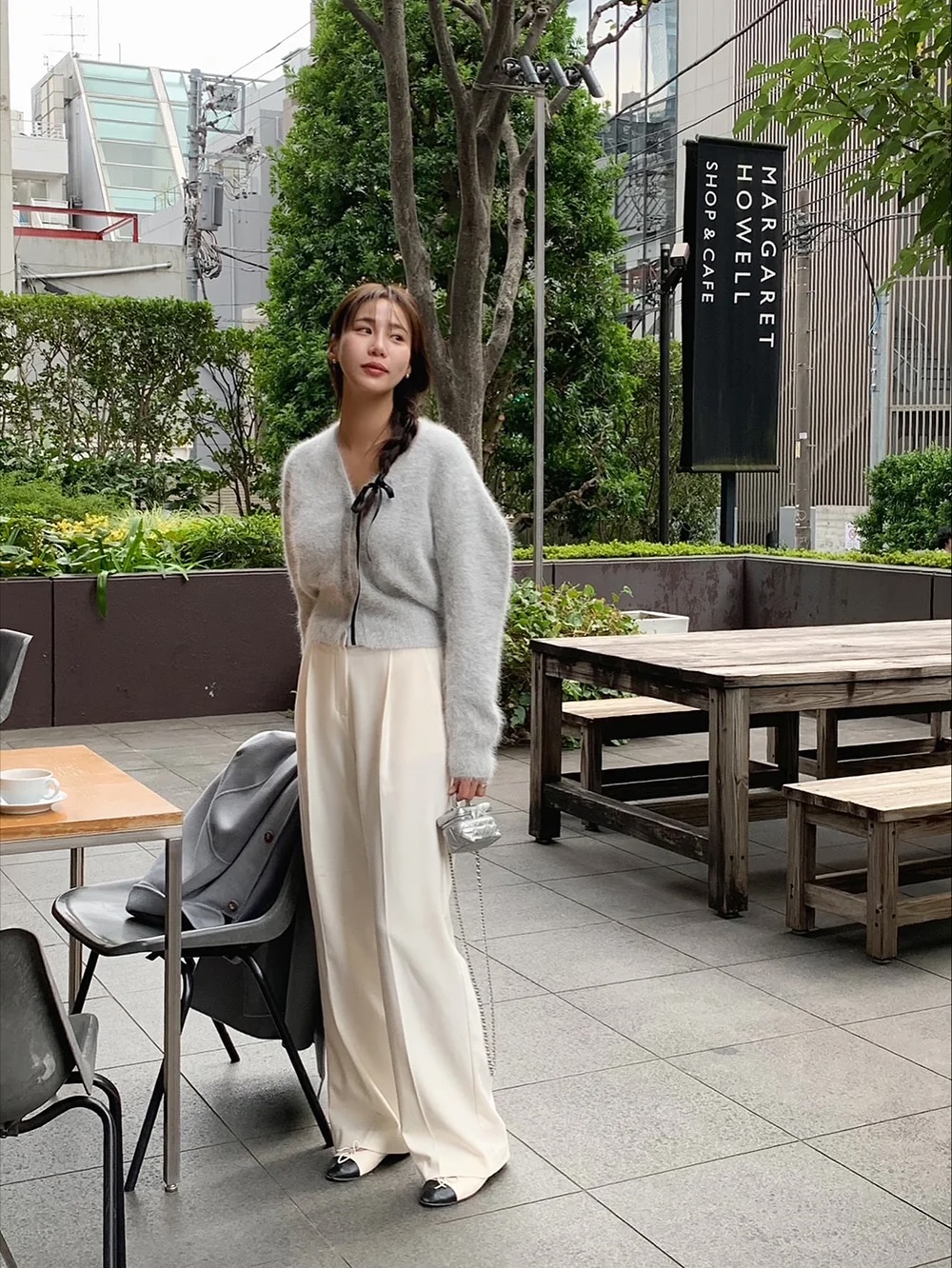 Giữa vô vàn quần ống rộng, 5 kiểu này thật sự đáng sắm vì dễ mặc lại tôn dáng ngút ngàn - 7