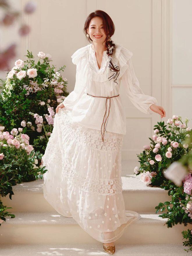 5 kiểu chân váy midi sẽ khiến chị em mê mẩn Xuân Hè này: Vừa dễ mặc vừa tôn dáng, mix đồ kiểu gì cũng đẹp - 6