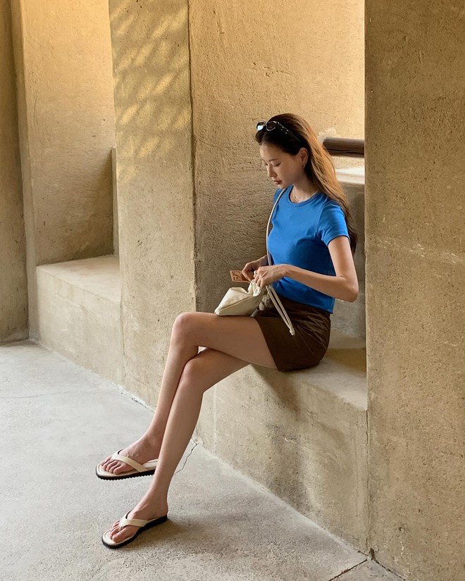 4 kiểu giày dép mùa hè được ưu ái vì vừa êm chân lại dễ phối, mặc quần jeans hay váy vóc đều xinh - 7