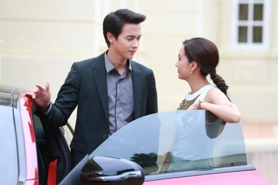 Được bố mẹ tặng xe Mercedes làm quà sinh nhật, tôi vui sướng tới mức không ngủ được, cho tới khi nghe được câu nói của bạn trai- Ảnh 1.