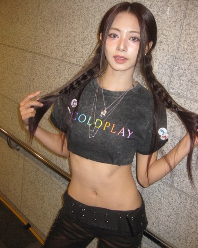 Phong cách đời thường của ca sĩ Tzuyu.