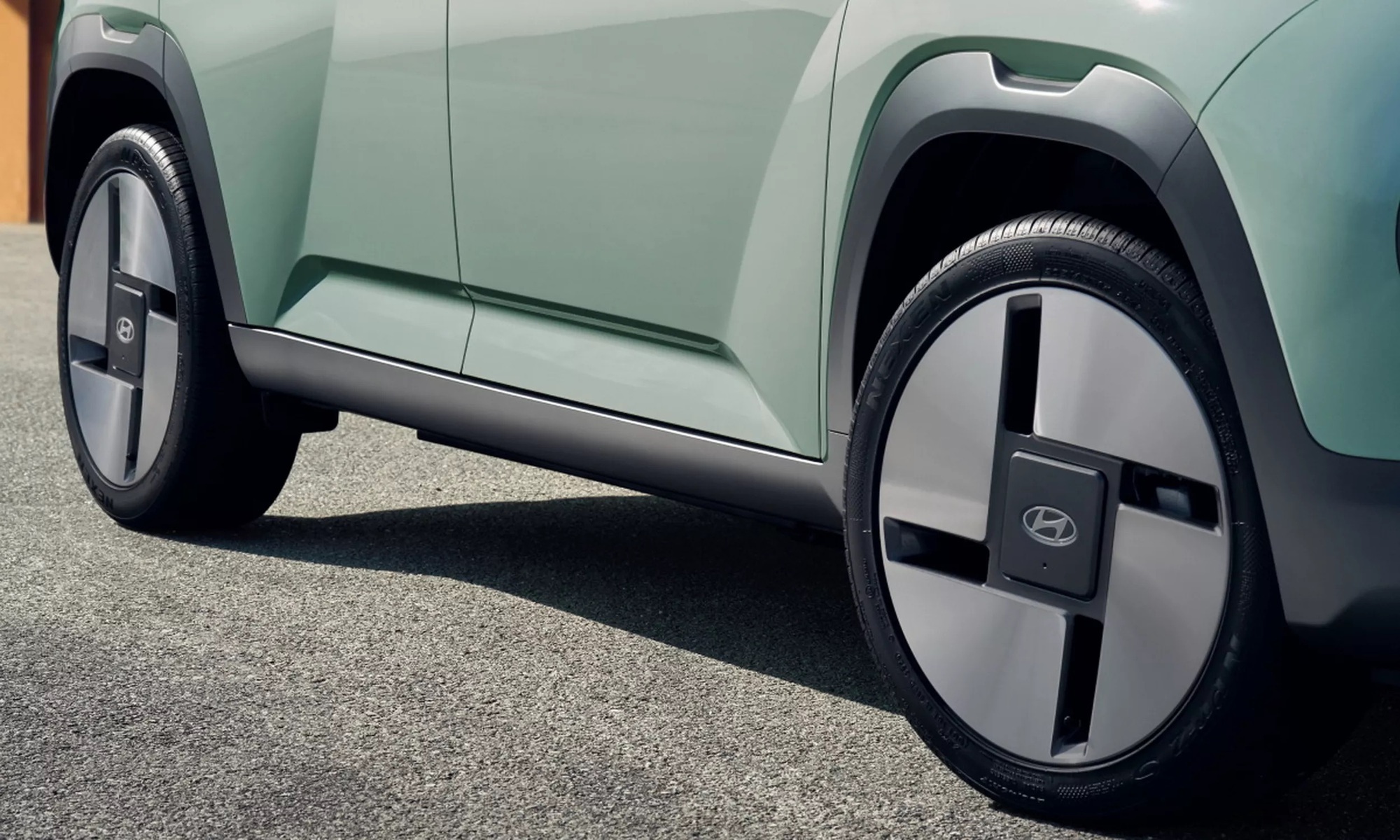 Hyundai Casper - SUV nhỏ hơn Venue thêm bản cao cấp: Giá quy đổi hơn 640 triệu đồng, vật liệu cao cấp, loa hay hơn, có cửa sổ trời, đủ ADAS- Ảnh 4. Hyundai Casper - SUV nhỏ hơn Venue thêm bản cao cấp: Giá quy đổi hơn 640 triệu đồng, vật liệu cao cấp, loa hay hơn, có cửa sổ trời, đủ ADAS- Ảnh 4.