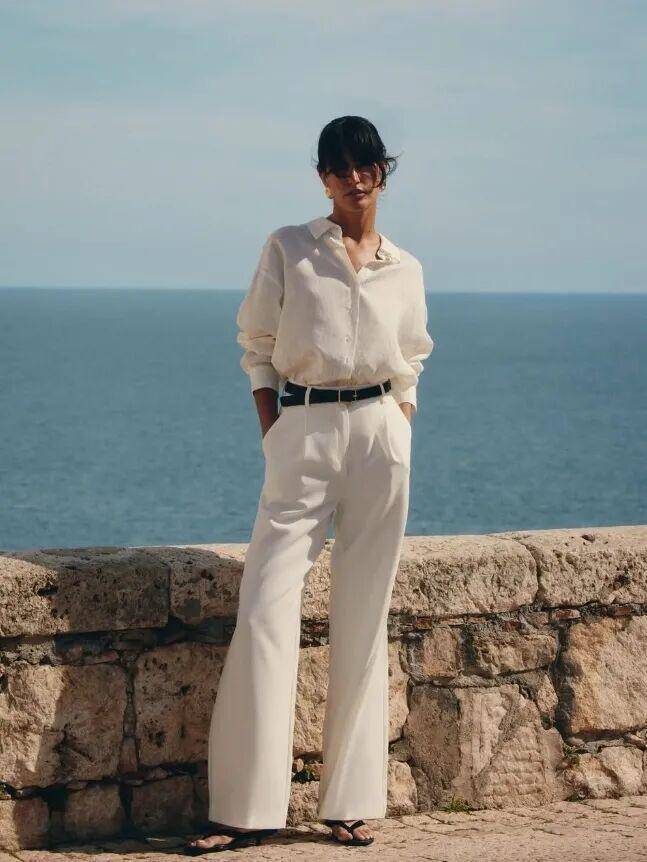 Không chỉ quần ống rộng, kiểu quần này cũng là “chân ái” mặc quanh năm của nàng công sở, dáng nào mặc cũng đẹp - 3