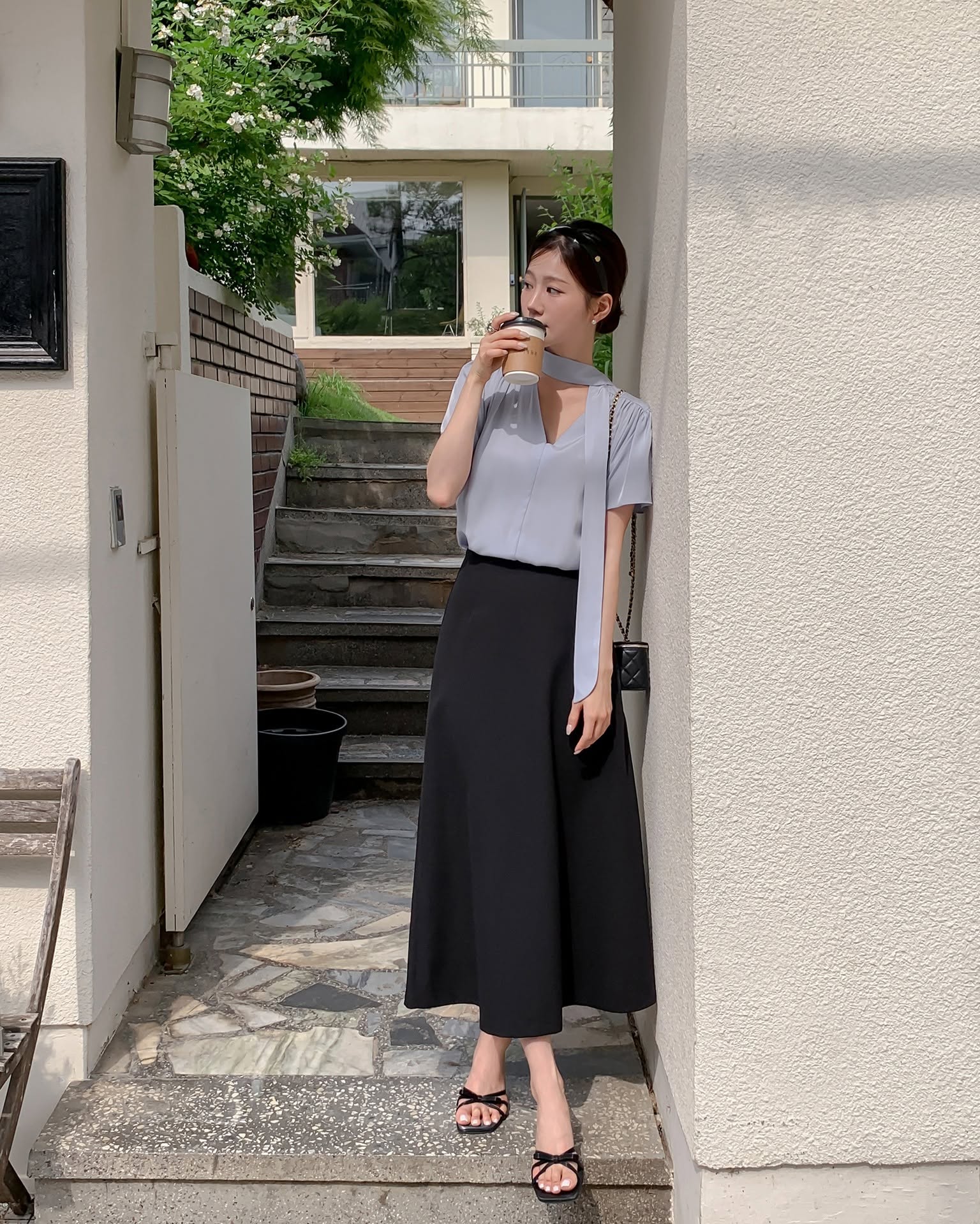 5 kiểu áo cộc tay đang được hội mặc đẹp ưu ái, chị em sắm là mặc xinh suốt mùa Hè - 8