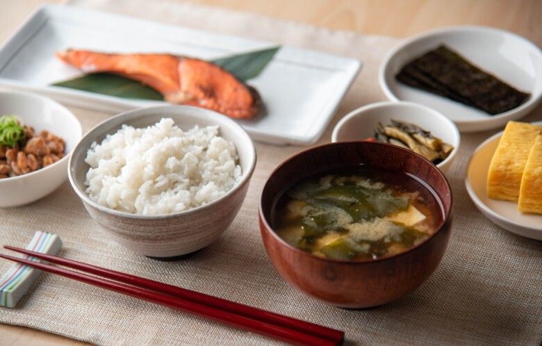 Những người gầy nhất thế giới không ăn kiêng khắc nghiệt, họ chỉ áp dụng 6 thói quen giúp ăn thoải mái mà không tăng cân - 4