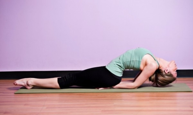 Tư thế con cá kích thích tuyến giáp, điều chỉnh hormone.