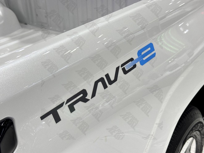 Cận cảnh Toyota Hilux điện tại BIMS 2026: Không còn 'nghèo' trang bị, màn hình như xe sang, sẵn sàng đấu sòng phẳng với Ranger về công nghệ- Ảnh 10.