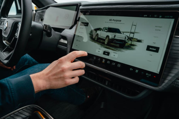 Những tính năng ô tô hiện đại gây lo ngại về an toàn- Ảnh 1.