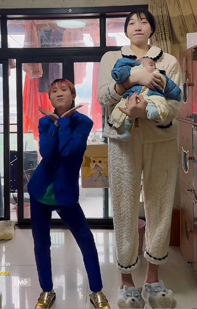 Cãi lời bố mẹ, hot girl 2m2 quyết có bầu với chồng 1m68, lúc đi sinh con, nhìn đứa trẻ mà sững sờ - 10