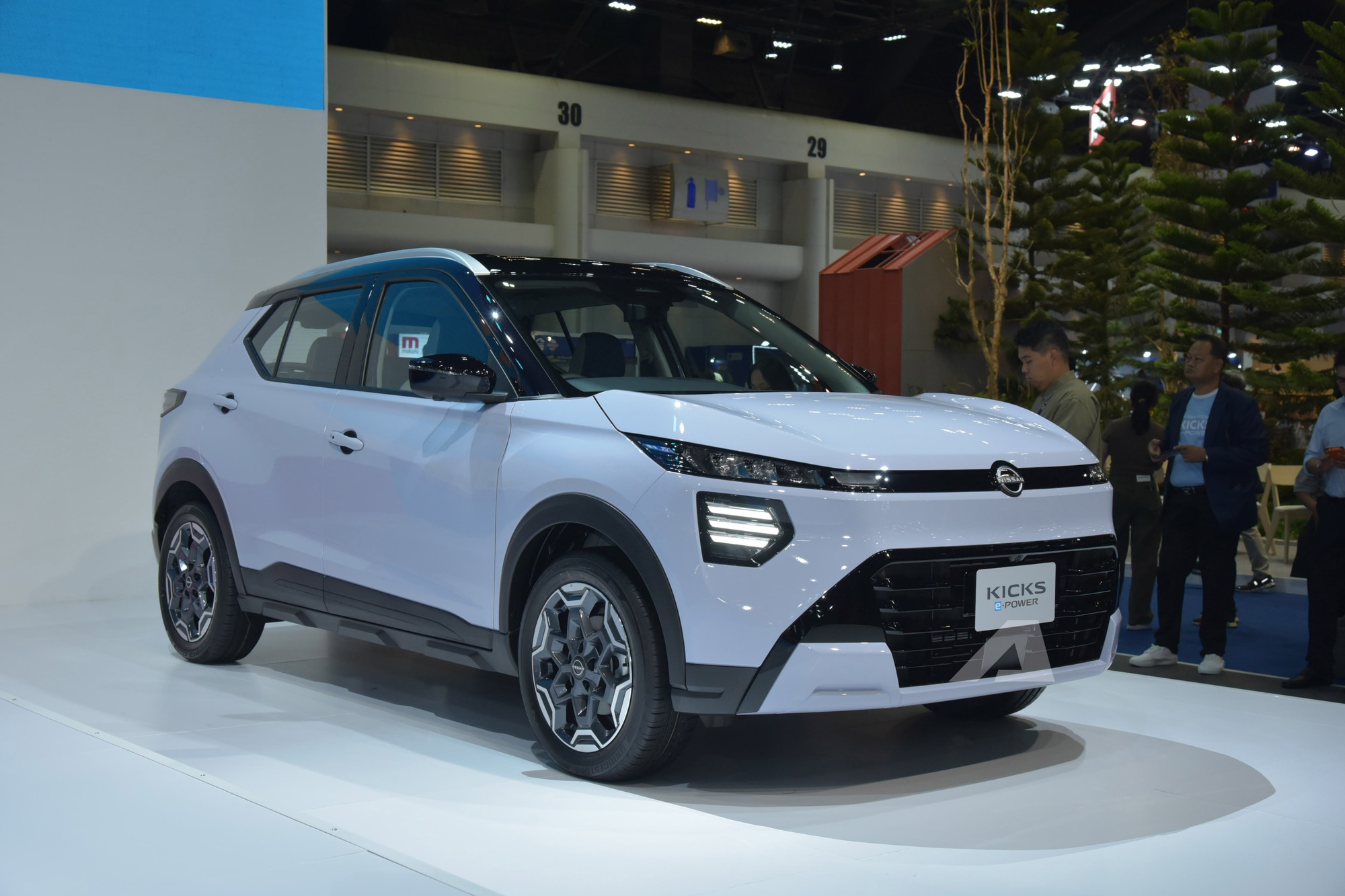 Nissan Kicks 2026 trình làng: Ngoại hình mới hầm hố hơn, thêm màn hình 12,3 inch, giá quy đổi từ 668 triệu đồng- Ảnh 1.