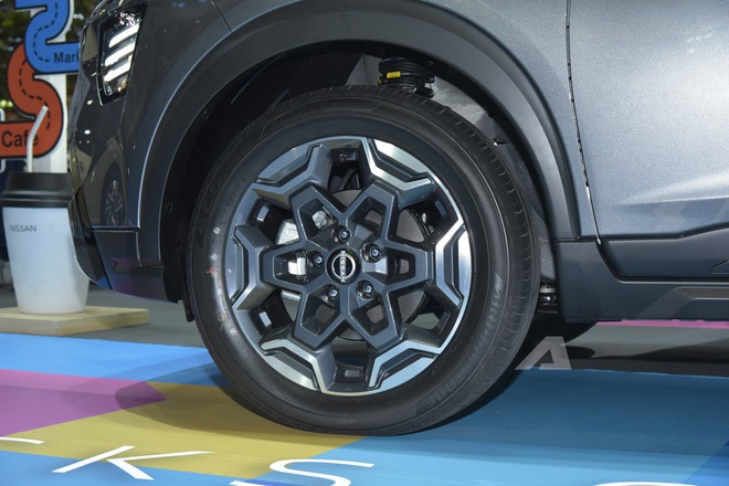 Nissan Kicks 2026 trình làng: Ngoại hình mới hầm hố hơn, thêm màn hình 12,3 inch, giá quy đổi từ 668 triệu đồng- Ảnh 12.