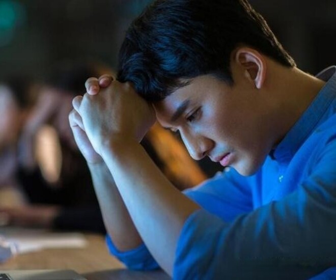 Thấy ảnh vợ cũ đăng ảnh mặc váy cưới ngay sau khi ly hôn, tôi nhìn rất lâu nhưng không đau như mình nghĩ. (Ảnh minh họa)