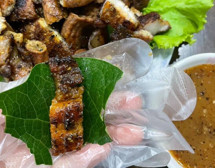 Cây mọc bờ rào được ví như amp;#34;lá kim cươngamp;#34;, trồng một lần hái bán quanh năm, thành đặc sản có hương vị lạ được ưa chuộng - 2