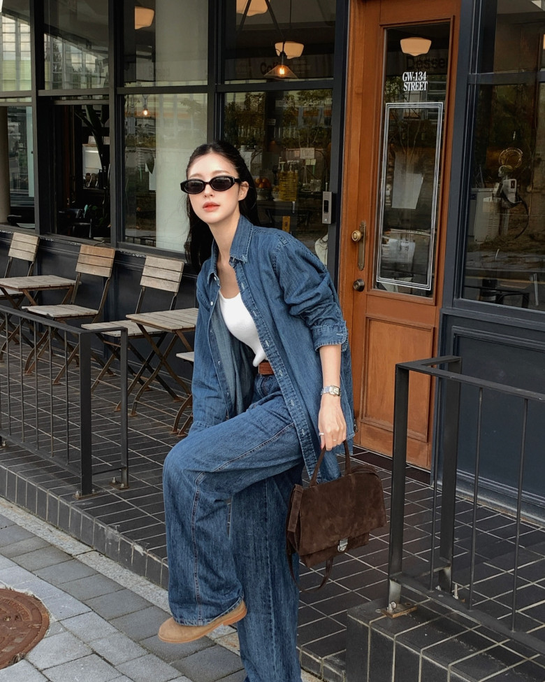 Mặc áo xanh dương phối với đồ gì? Bí quyết giúp chị em chinh phục gam màu hot nhất mùa Hè chuẩn sành điệu - 10